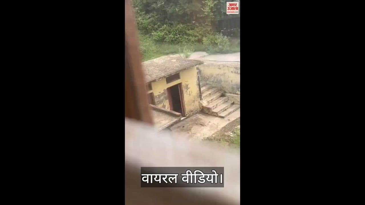 VIDEO : Video of two youths taking injection under Police Station Barsar went viral