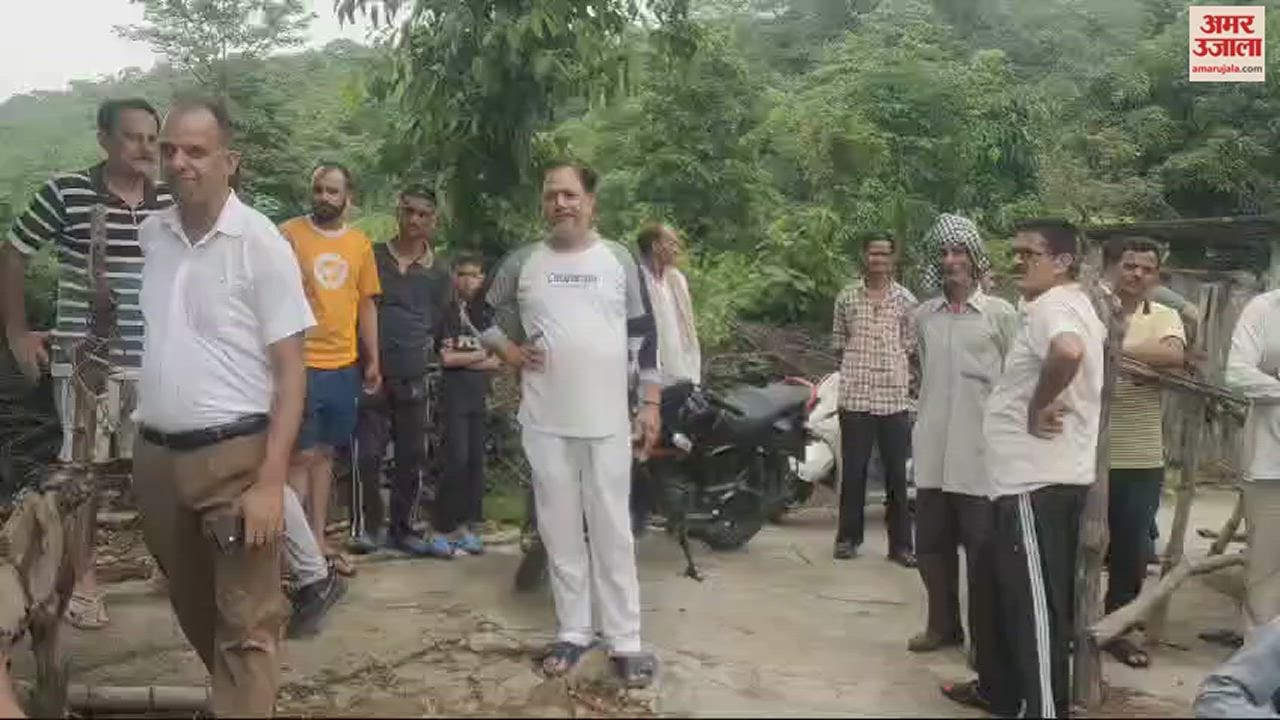 VIDEO : Three suspects seen in Village Fangtoli of Pathankot search started