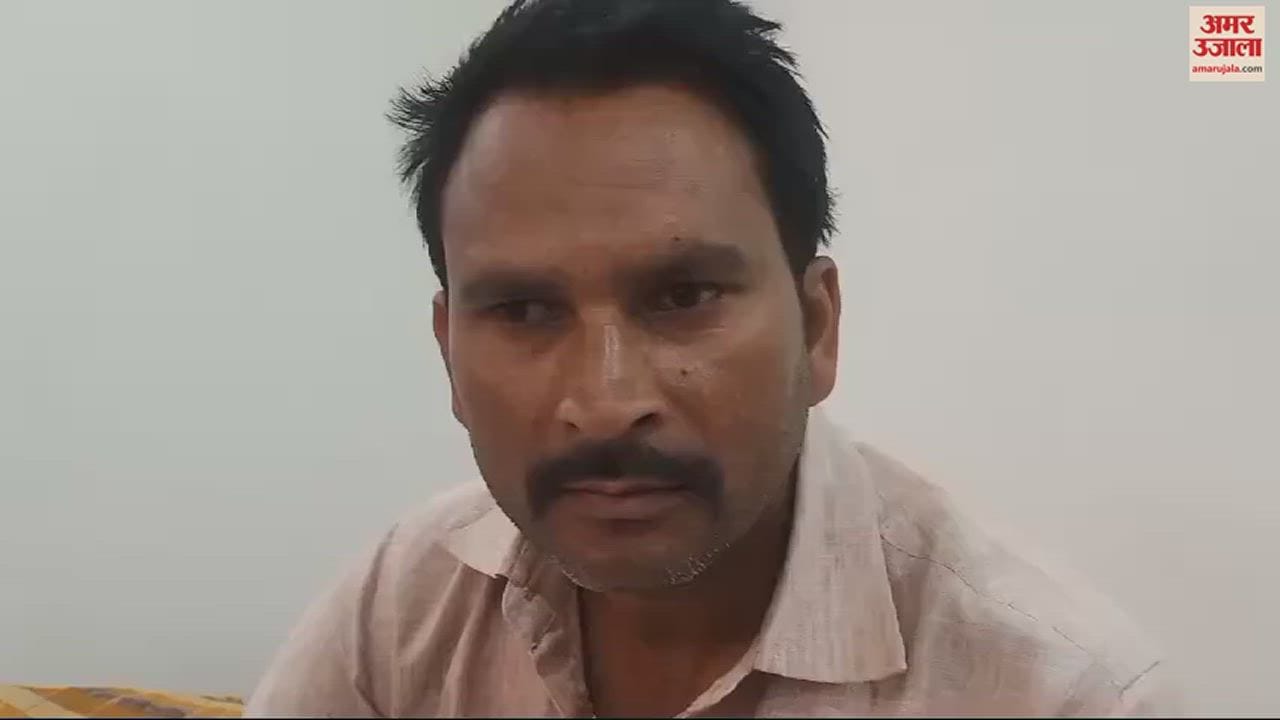 VIDEO : Mobile suddenly started burning in pocket fingers got burnt along with the shirt