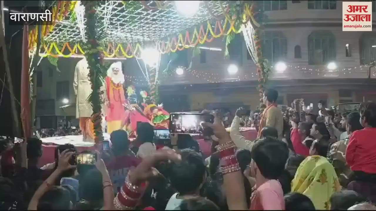 VIDEO : embraced each other Kashi echoed with chants of the four brothers and Har Har Mahadev