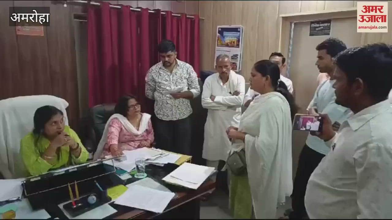 VIDEO : SDM investigation continues in Gajraula Nagar Palika, workers could not answer many questions