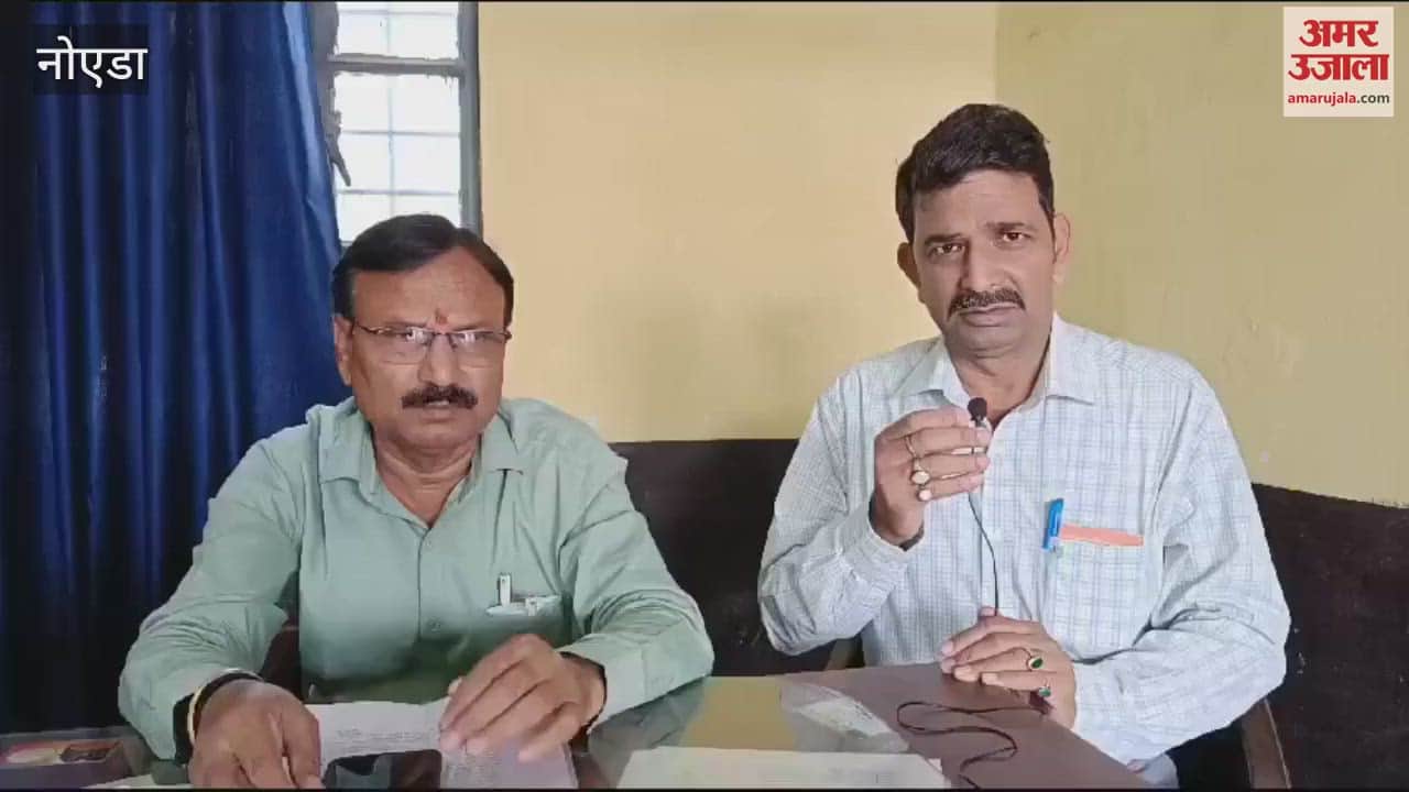 VIDEO : There is no bus shelter at Pari Chowk