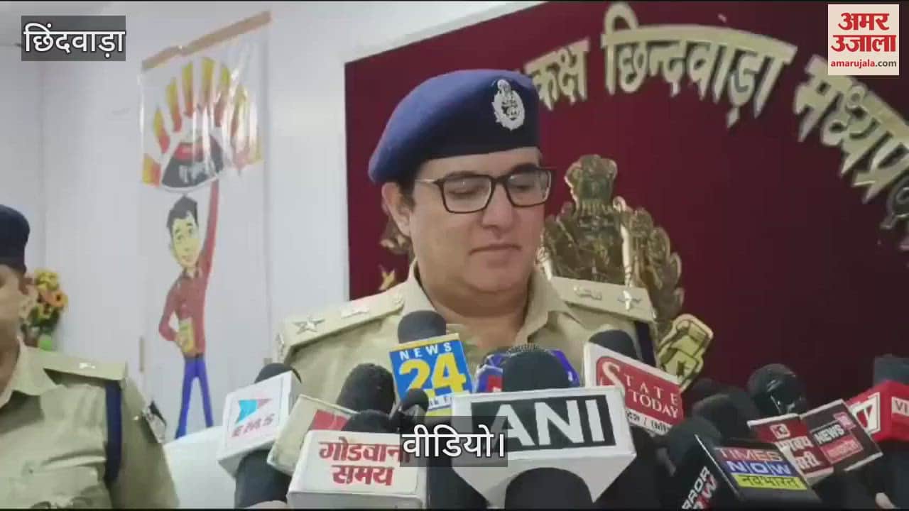 Chhindwara News: Illegal liquor worth Rs 3 lakh seized, famous smuggler along with 21 kg ganja also detained