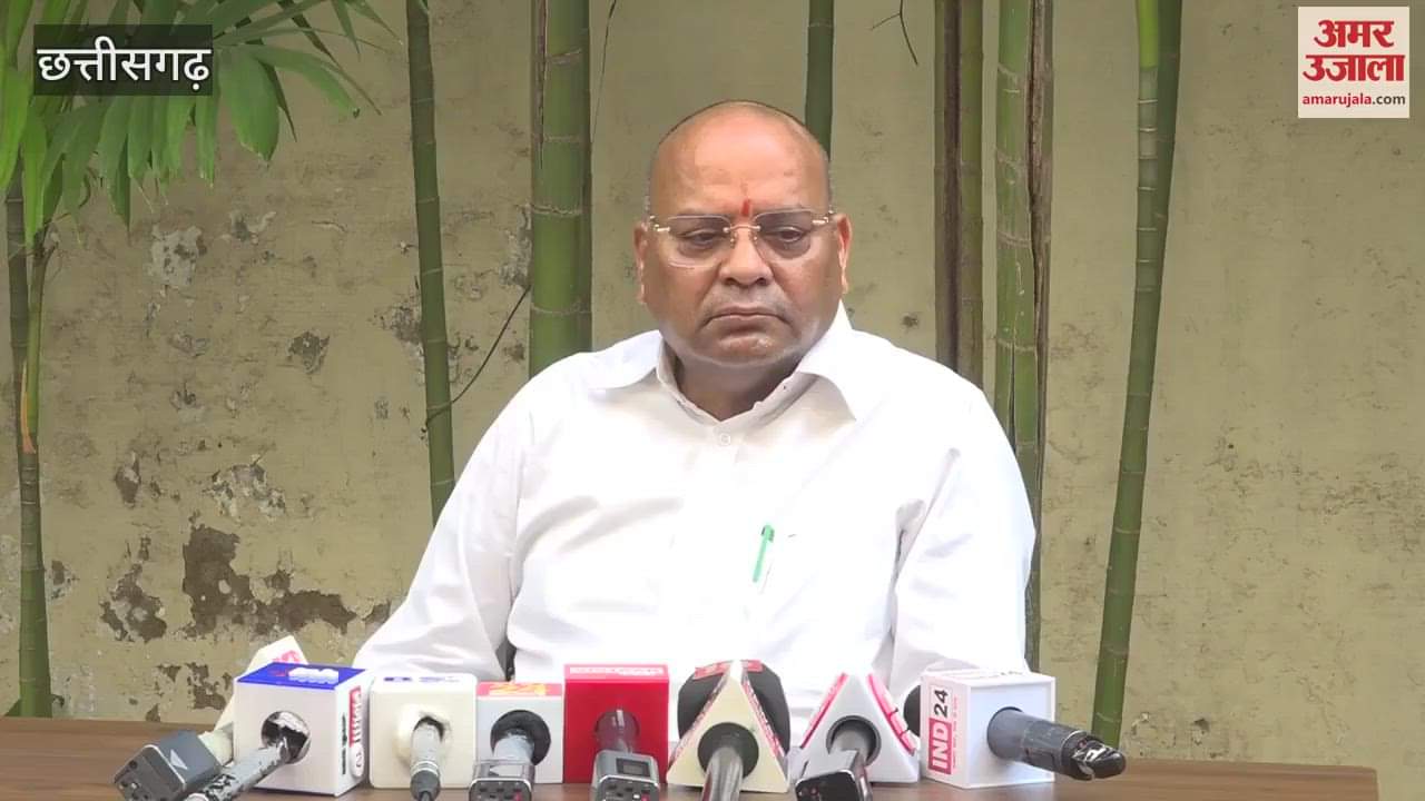 VIDEO : रायपुर दक्षिण के निवासी नहीं हैं कांग्रेस प्रत्याशी आकाश शर्मा, अजय चंद्राकर ने कसा तंज