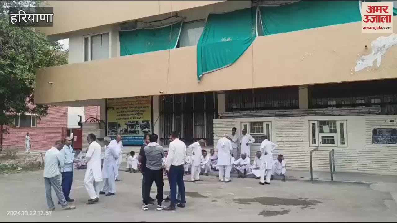 VIDEO : In Sirsa, the relatives of the deceased staged a protest at the SP office