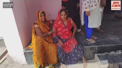 VIDEO : Magic and bike collide in bhadohi young man dies mourning prevails among the family