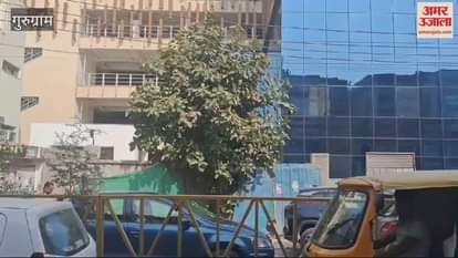 VIDEO : first multi-story parking built in Gurugram with many facilities including e-charging