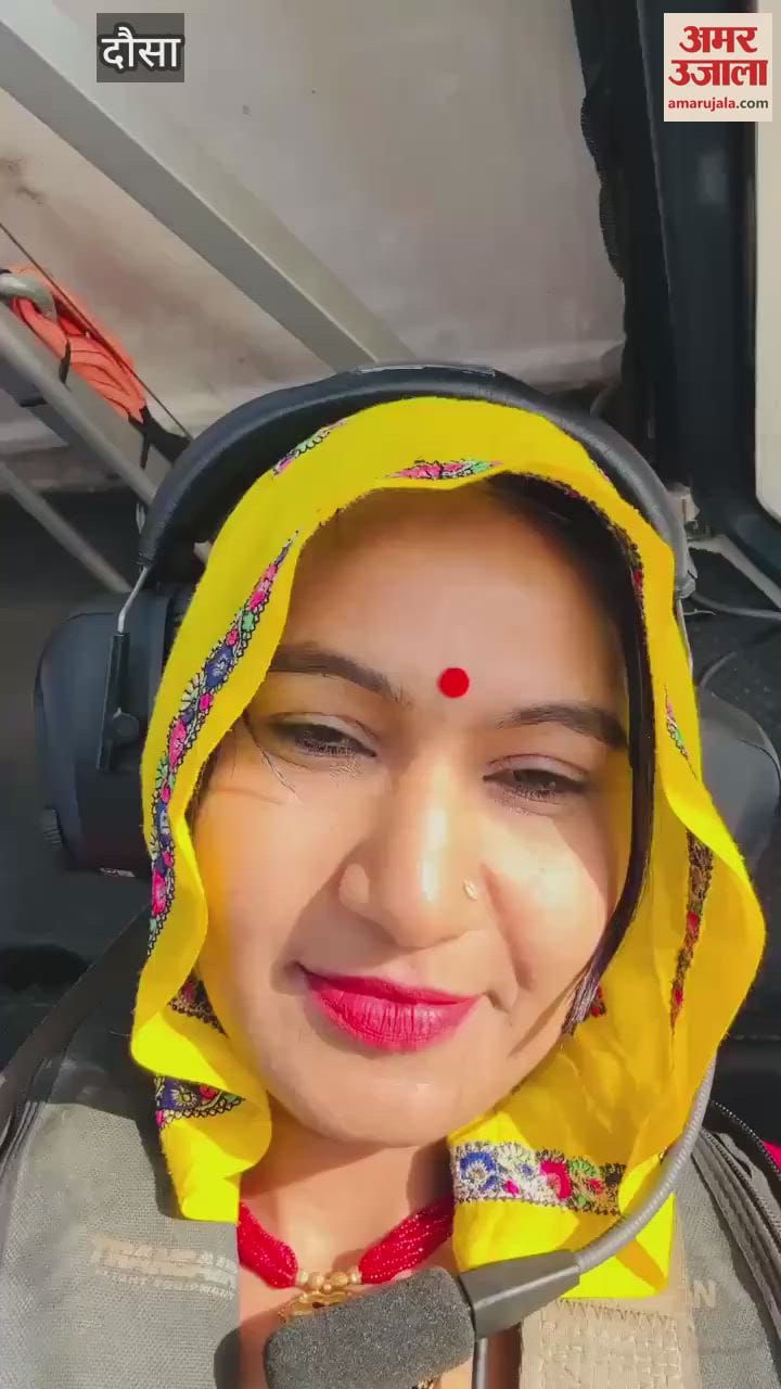 Dausa News Dholi Meena flying plane wearing Ghagra Lugdi in Europe became topic of discussion watch video