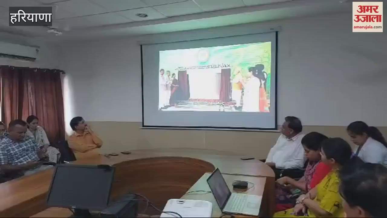 VIDEO : Prime Minister Narendra Modi's address seen online at Civil Hospital in Rohtak