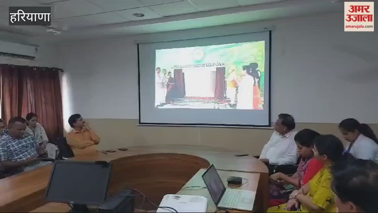 VIDEO : Prime Minister Narendra Modi's address seen online at Civil Hospital in Rohtak
