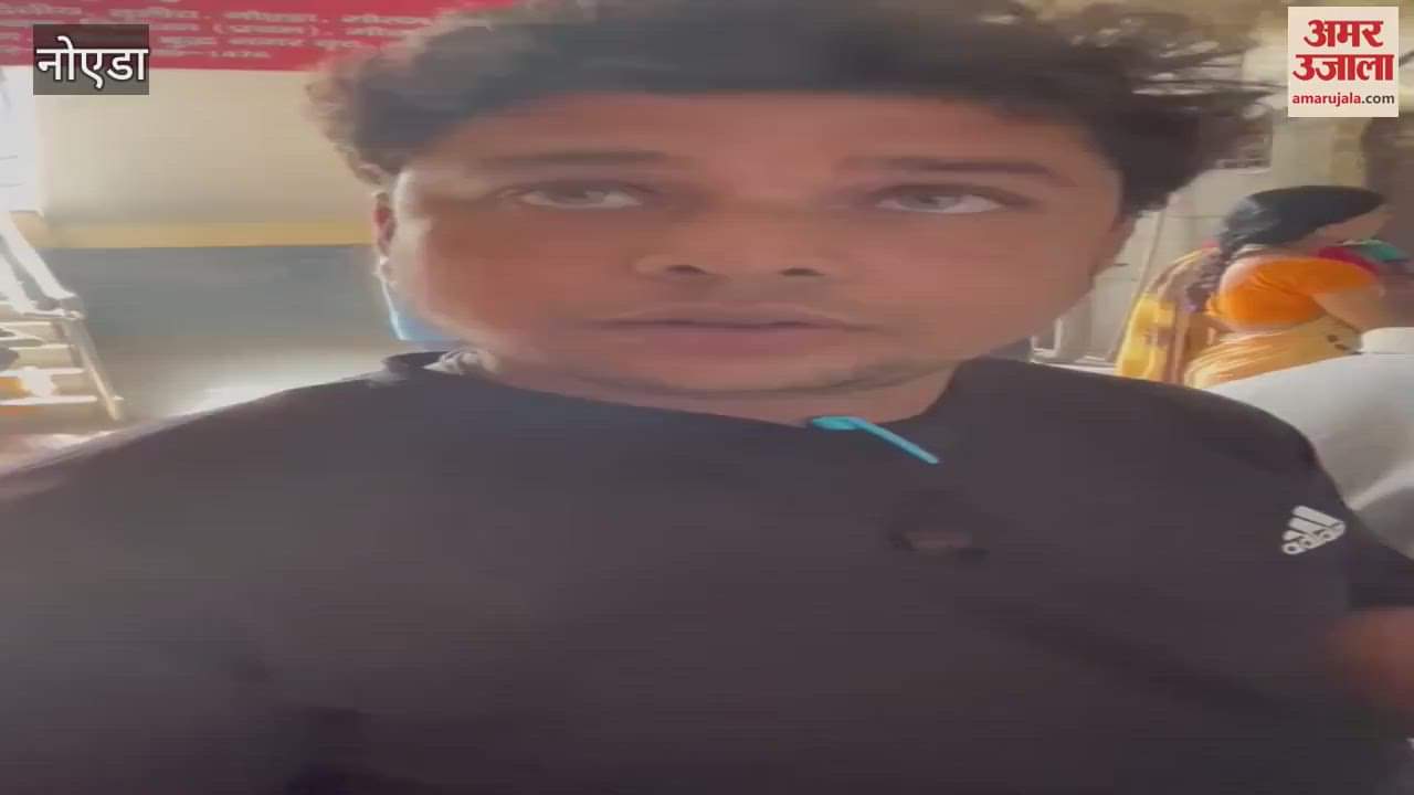 VIDEO : rush to go home people standing in queue for Tatkal tickets since last two days