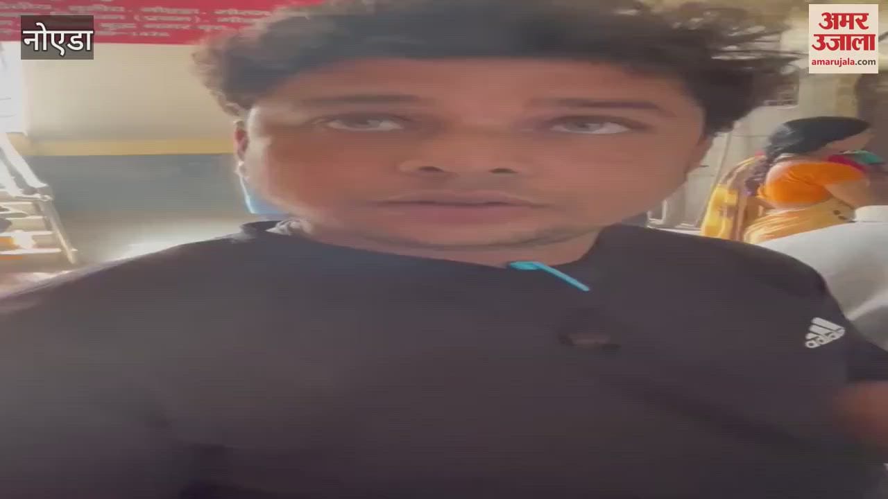 VIDEO : rush to go home people standing in queue for Tatkal tickets since last two days