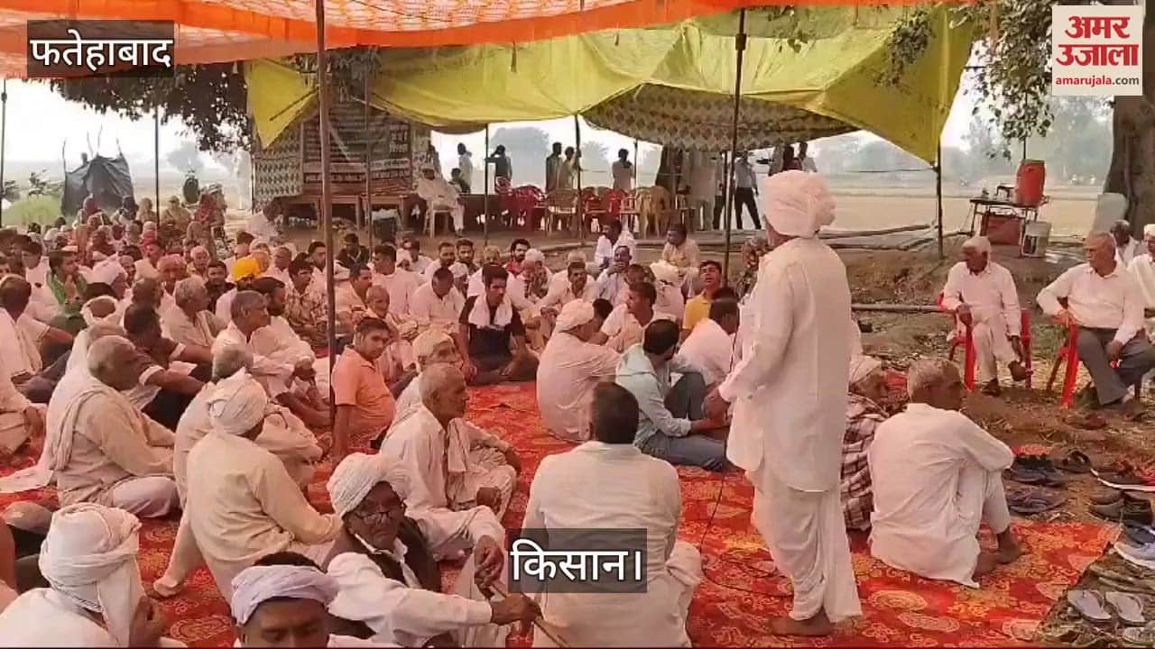 VIDEO : सोनीपत के गांव कोहला में तेल की पाइप लाइन बिछाने का कार्य जारी, किसान कर रहे हैं महापंचायत