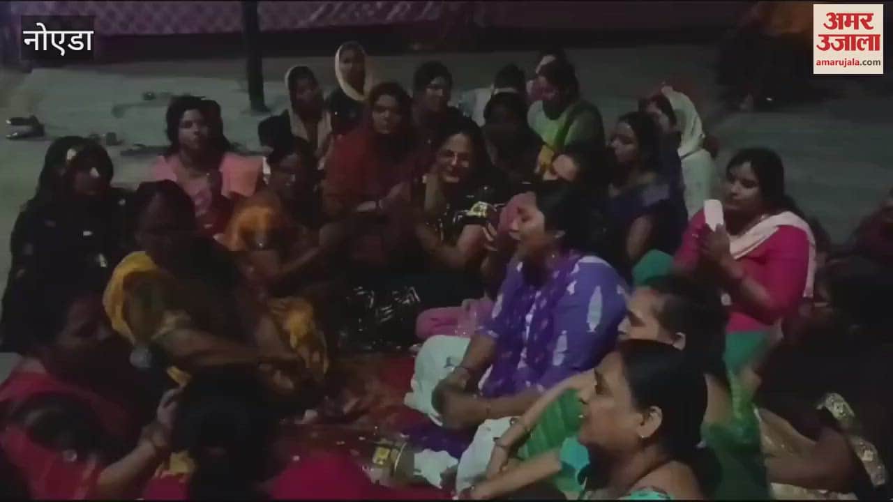 VIDEO : Chhath folk songs are echoing on the ghats of Noida