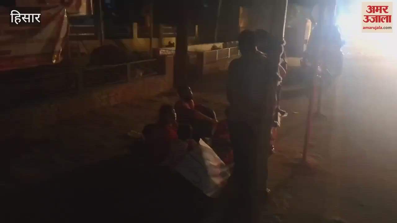 VIDEO : No trace of daughter missing for 40 days, couple sitting on strike with children in Hisar