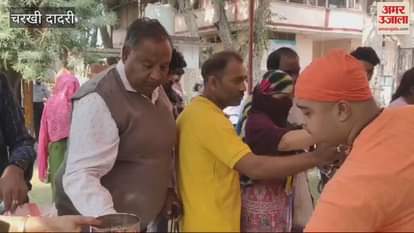 VIDEO : दादरी में गोपाष्टमी पर वितरित किया साढ़े 9 क्विंटल अन्नकूट