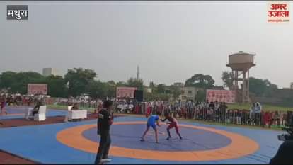 VIDEO : मथुरा में राज्य स्तरीय सीनियर महिला-पुरुष कुश्ती का आगाज