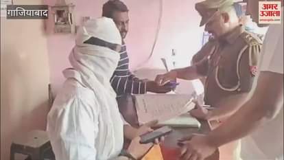 VIDEO : Police found three couples in objectionable condition in two hotels in Vijayanagar