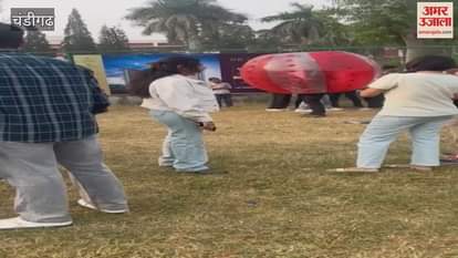 VIDEO : पेक फेस्ट में विंटेज कारें बनी आकर्षण का केंद्र