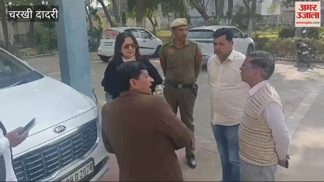 VIDEO : Rajya Sabha member Kiran Chaudhary reached office when SDM did not pick up phone in Dadri