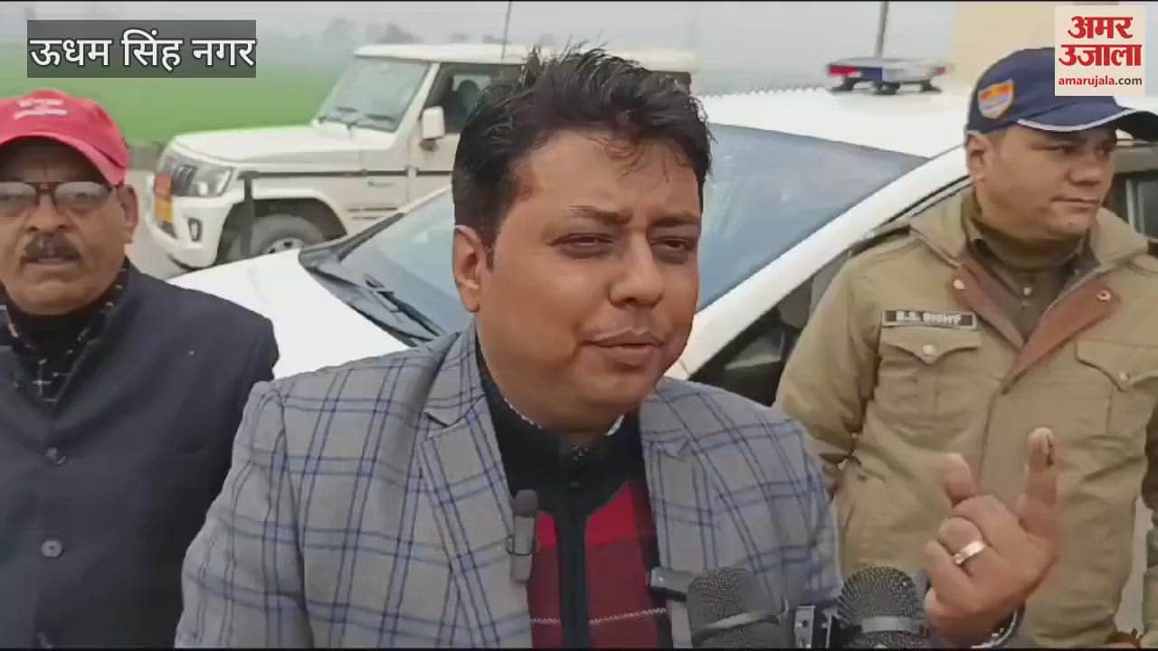 VIDEO : रुद्रपुर में डीएम ने किया मतदान, लोगों से की खास अपील
