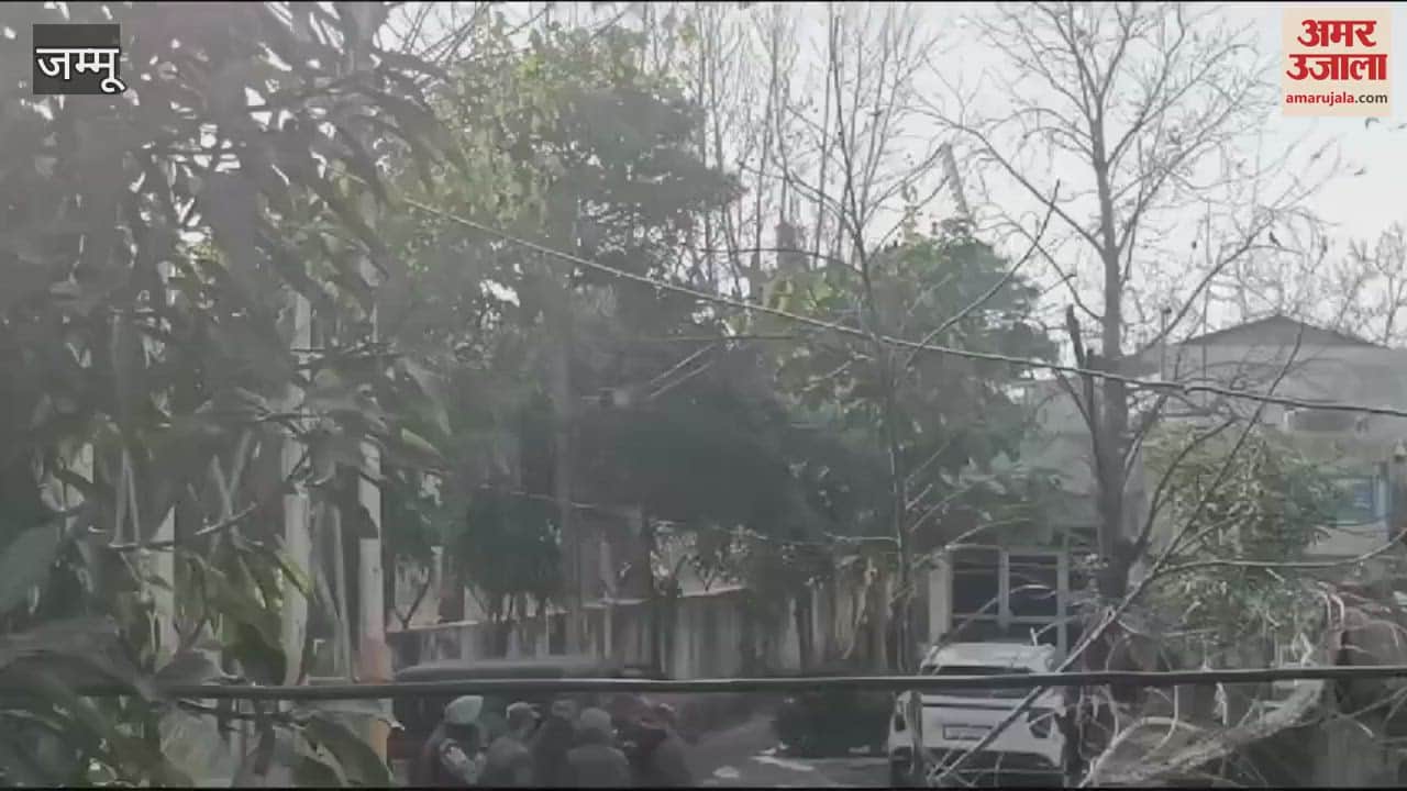 VIDEO : Gangster shot dead in broad daylight in Jammu