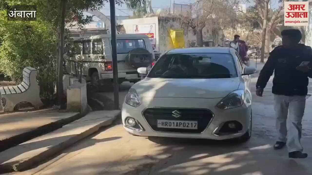 VIDEO : City MLA suddenly reached Municipal Corporation in Ambala, listed the problems of the city