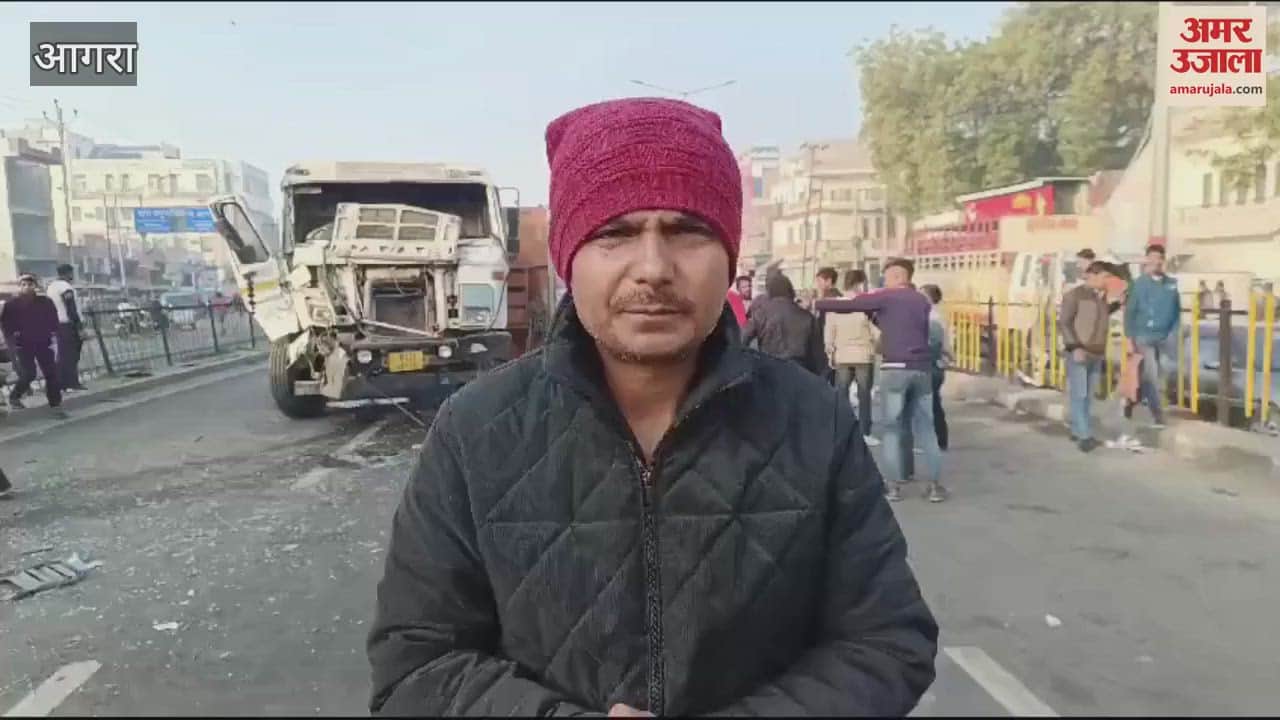 VIDEO : Uncontrolled truck overturned on Delhi highway queue of vehicles formed