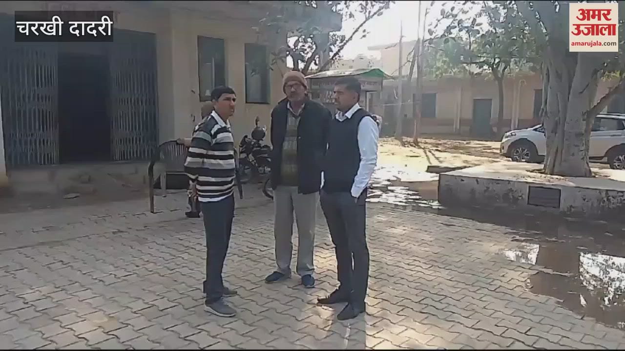 VIDEO : bike rider posted in Merchant Navy died after coming under trolley in Dadri, case registered