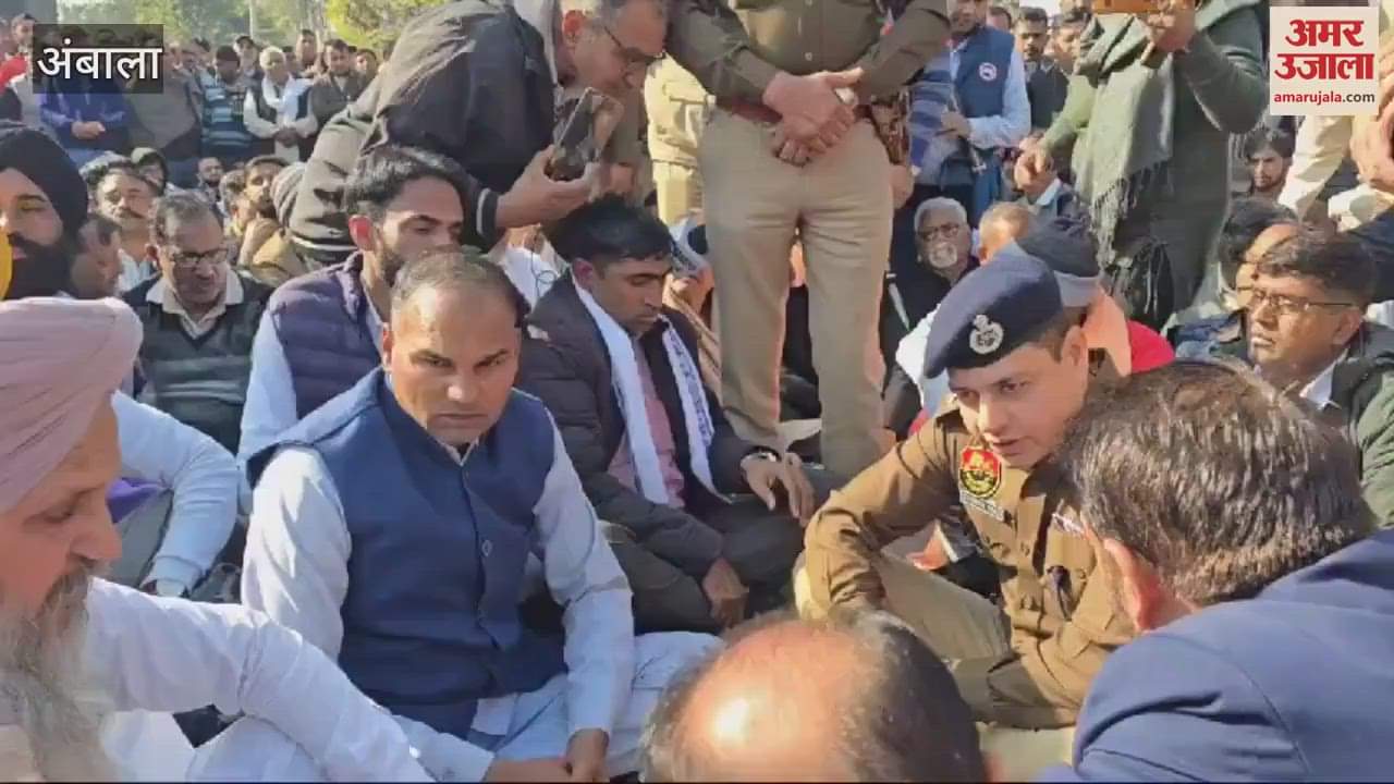 VIDEO : SP Surendra Singh Bhauria listening to angry people in Narayangarh of Ambala