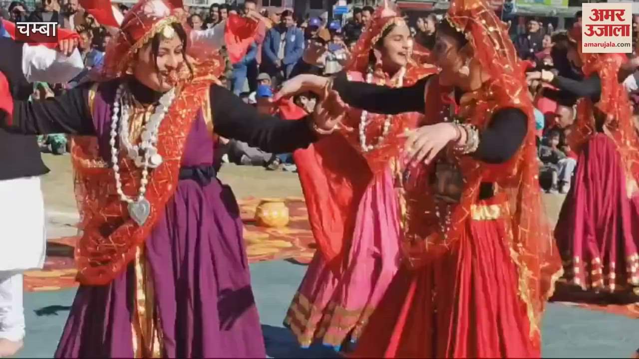 VIDEO : Parade organized on the occasion of Republic Day at Chamba Chaugan Minister Chander Kumar took the salute