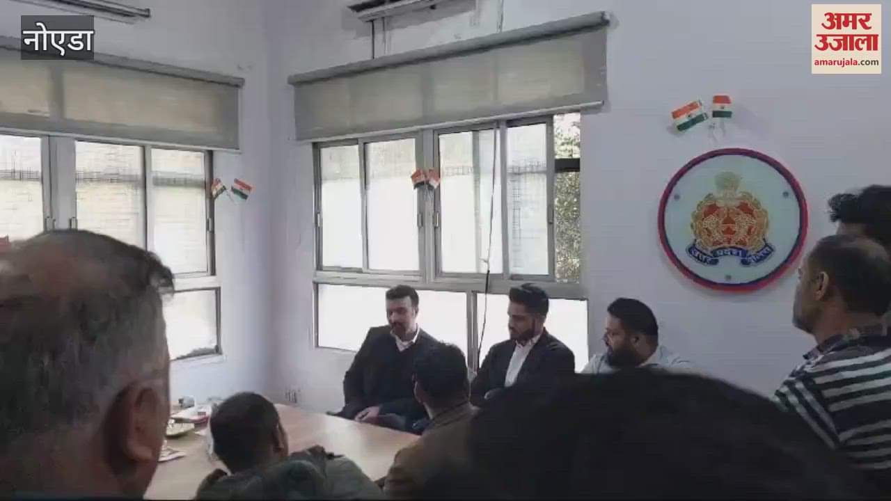 VIDEO : FIITJEE is forcing children to teach in the aakash