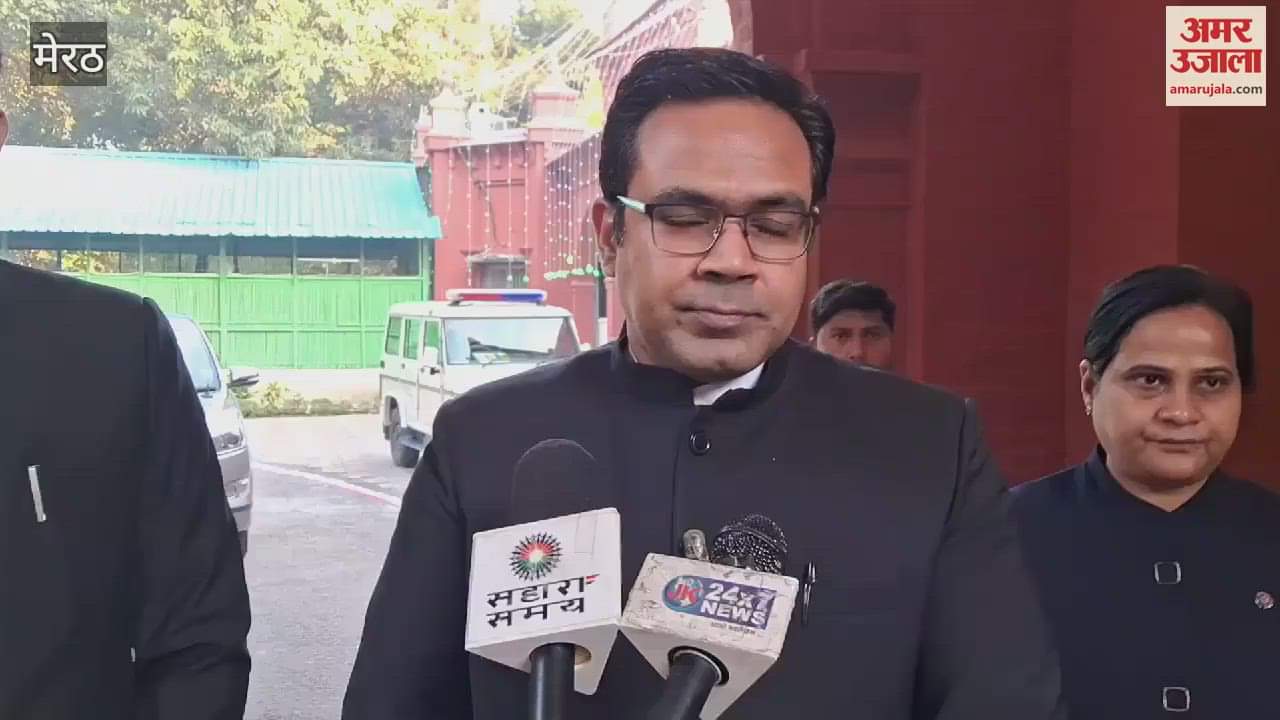 VIDEO : Republic Day celebrated with enthusiasm in Meerut