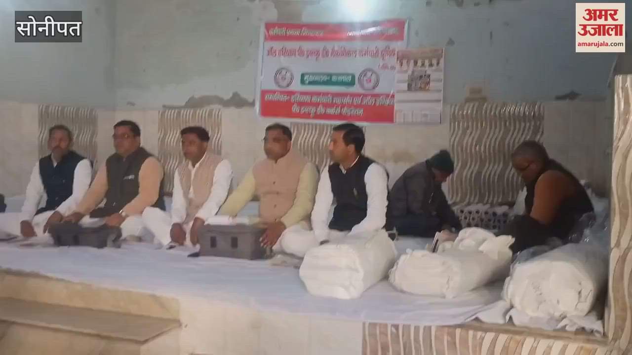 VIDEO : Protest against ousting skilled workers from government service in Sonepat Irrigation Department