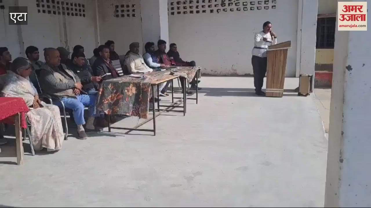 VIDEO : Principals were honored in the monthly seminar and were informed about the Nipun app