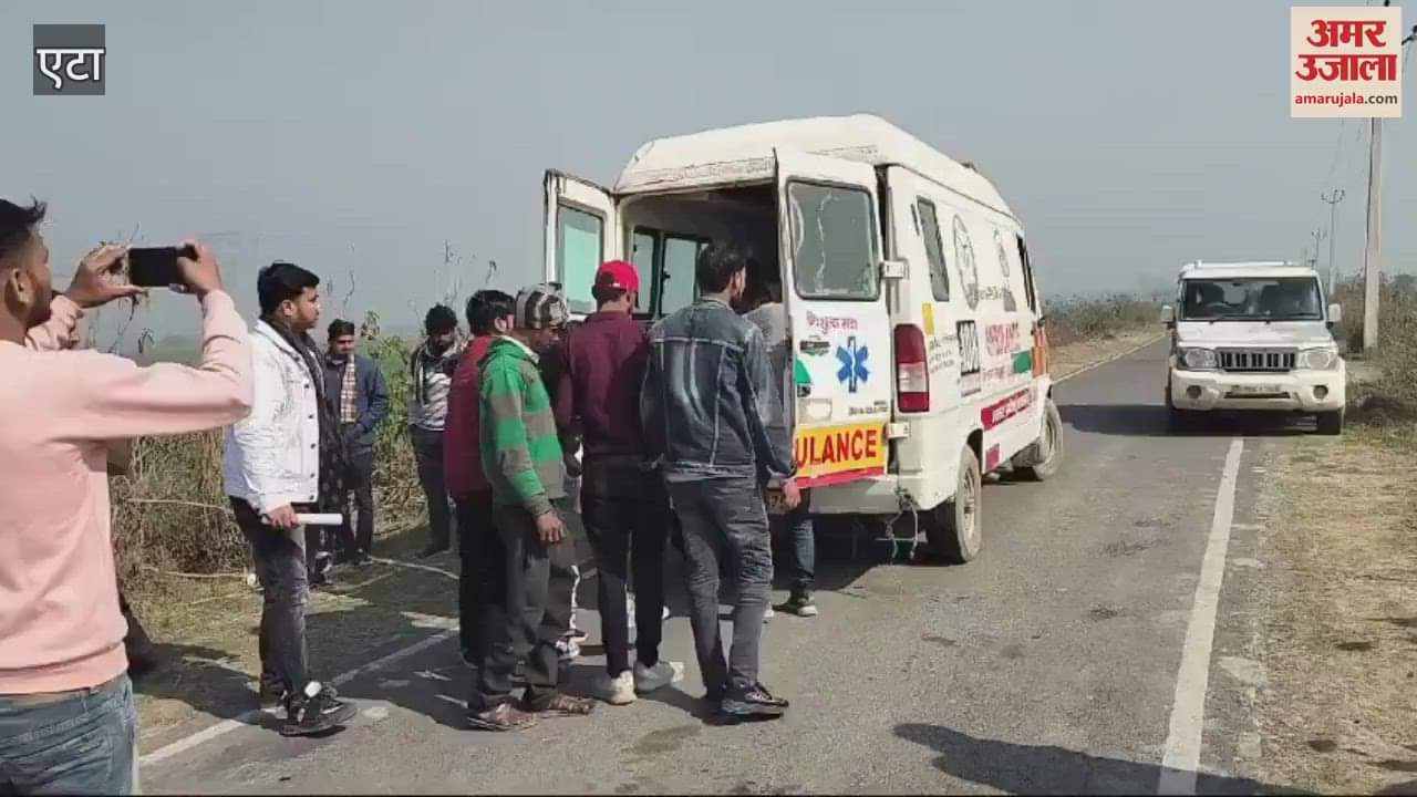 VIDEO : Unknown vehicle hit the bike riders in etah