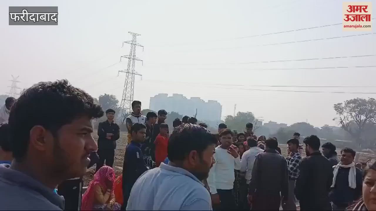 VIDEO : HSVP team reached a village in Greater Faridabad to remove encroachment.