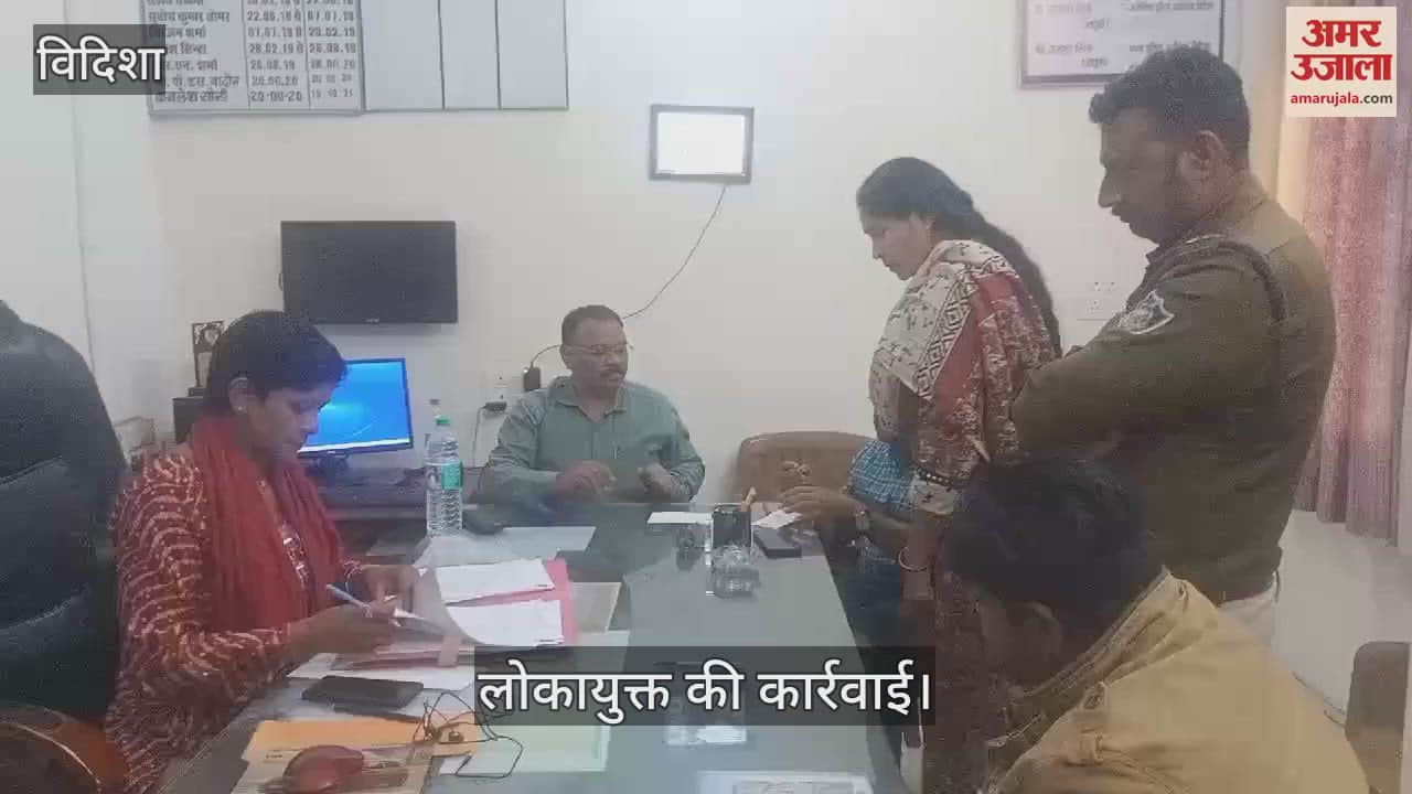 Policeman asked for bribe in exchange of presenting challan diary