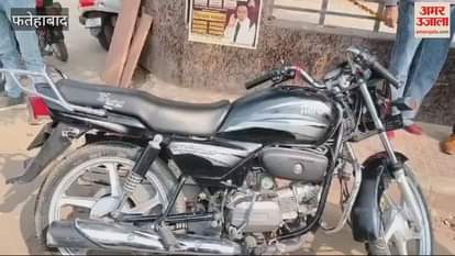 VIDEO : Truck hits motorcycle in Fatehabad, young man dies