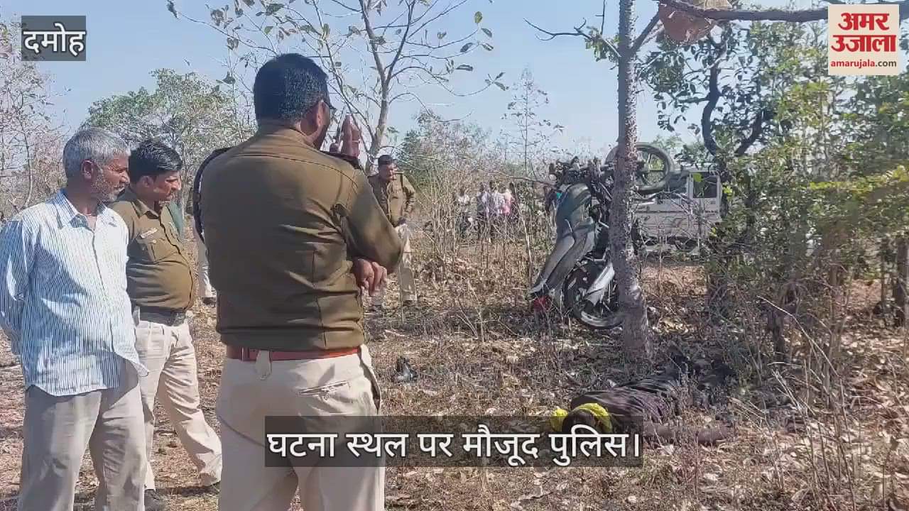 Damoh A young man died when his speeding bike collided with a tree