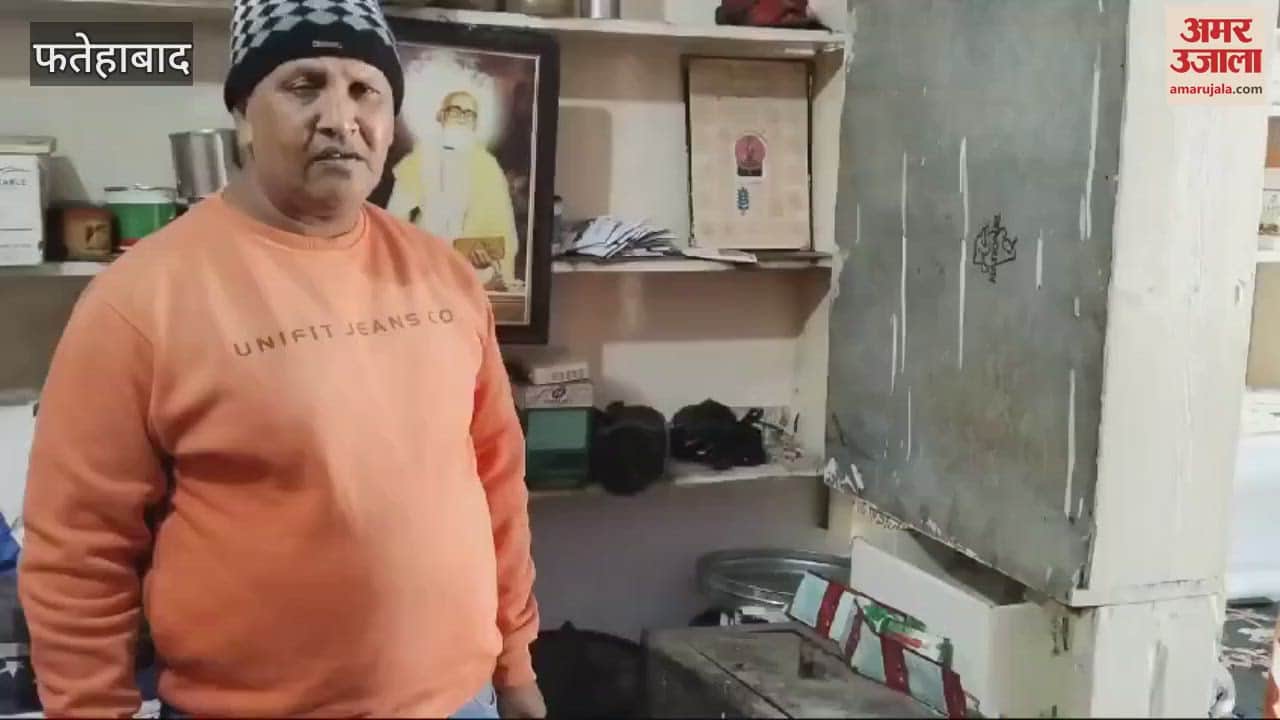 VIDEO : Thieves broke into a fertilizer-seed shop in Fatehabad, stole 87 thousand rupees in cash