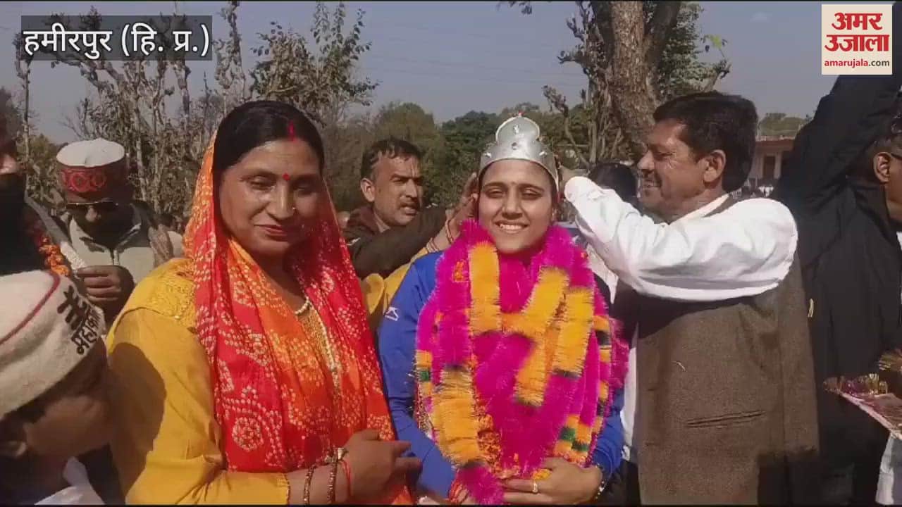 VIDEO : Rishita Chandel was given a warm welcome when she reached home after participating in the Junior National Kabaddi Championship