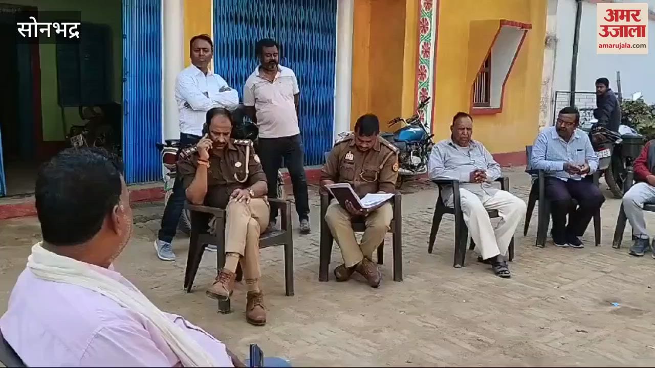 VIDEO : thieves ransacked house locking rooms outside escaped cash jewellery worth lakhs of rupees