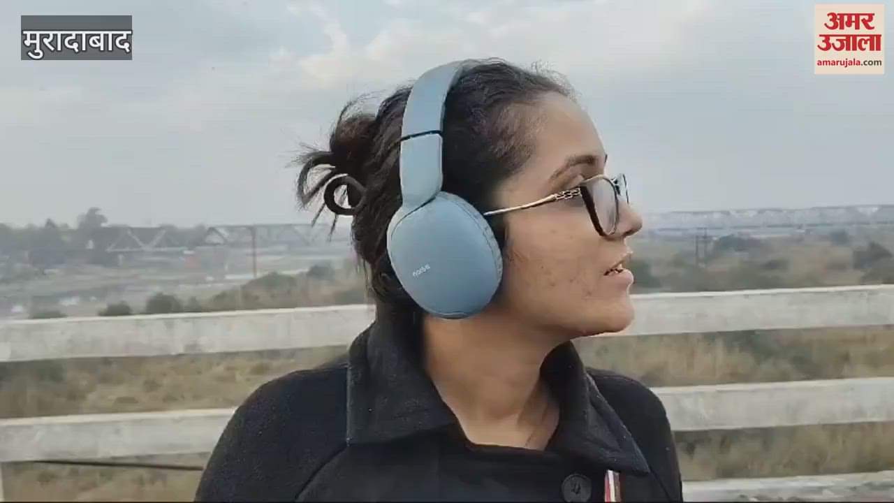 VIDEO : Ramganga bridge closed, no entry for Delhi-Lucknow roadways buses in Moradabad, passengers expressed their pain