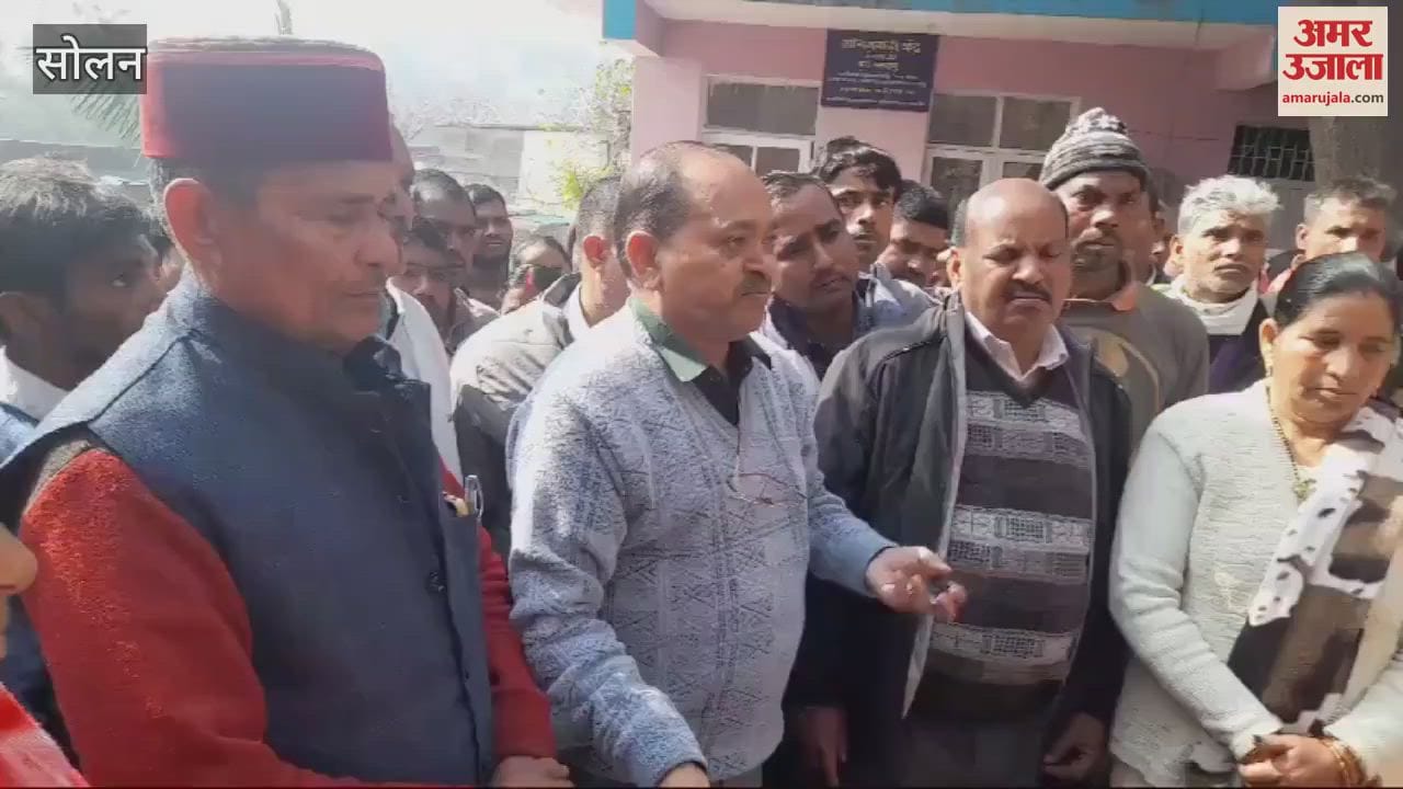 VIDEO : Action against illegal encroachment by Nagar Palika Parwanoo continues
