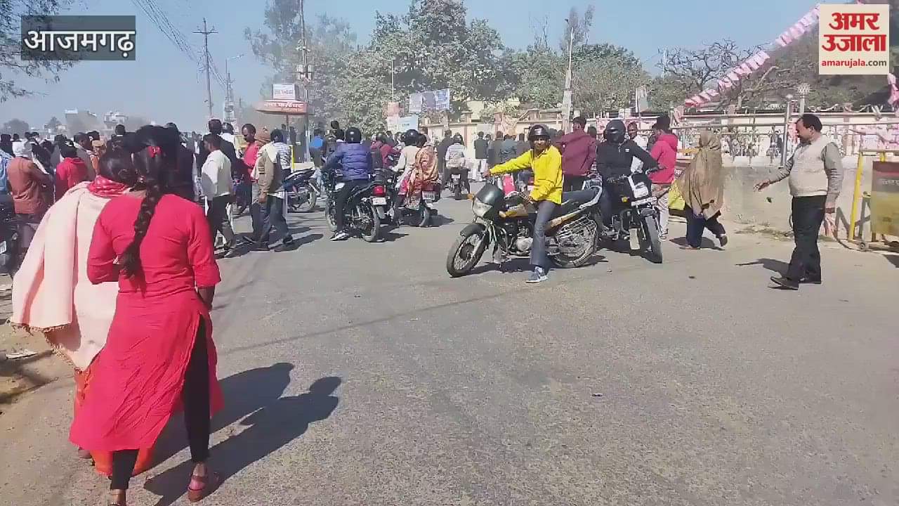 VIDEO : Angry lawyers road jaam in Azamgarh streets against police massive traffic jam