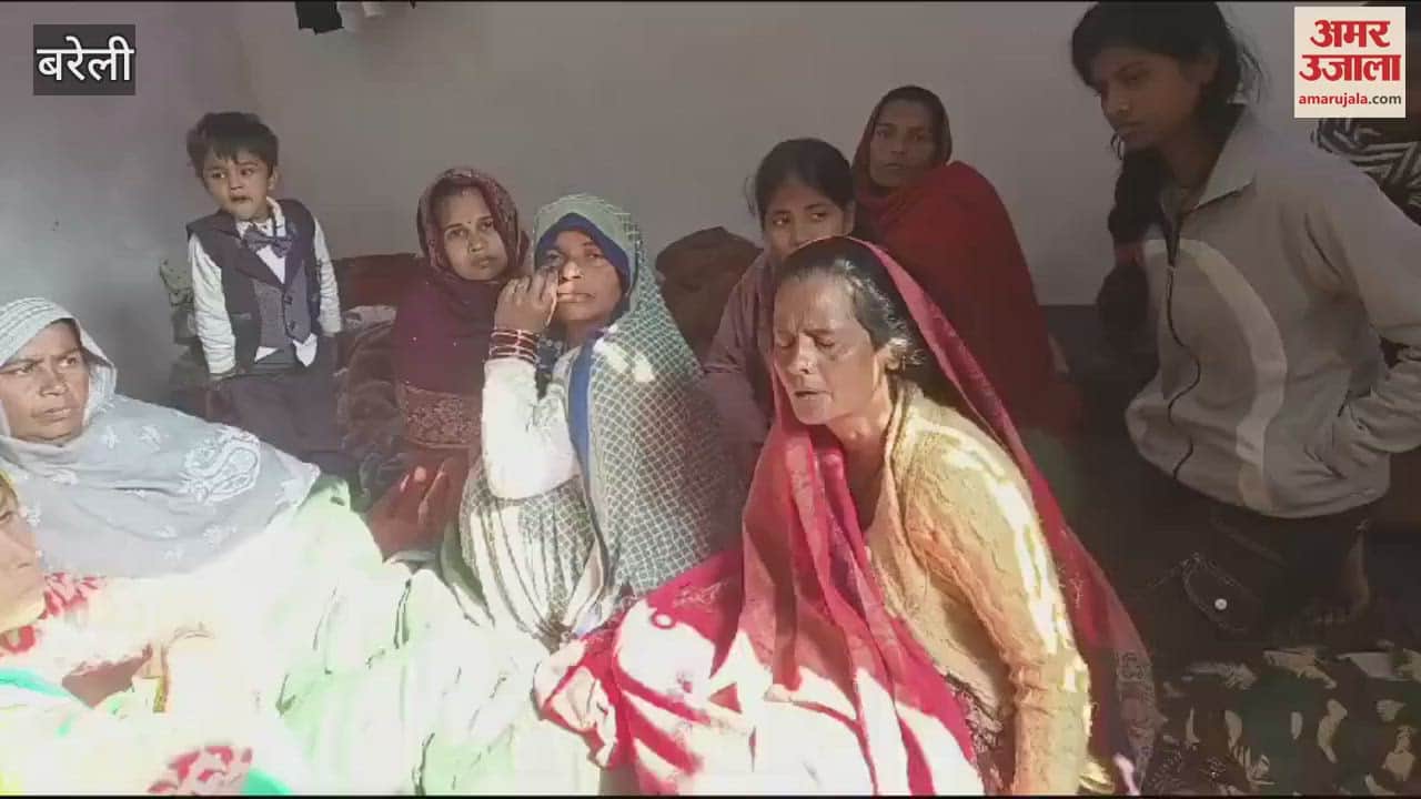 VIDEO : groom died as car collides with truck in Bareilly