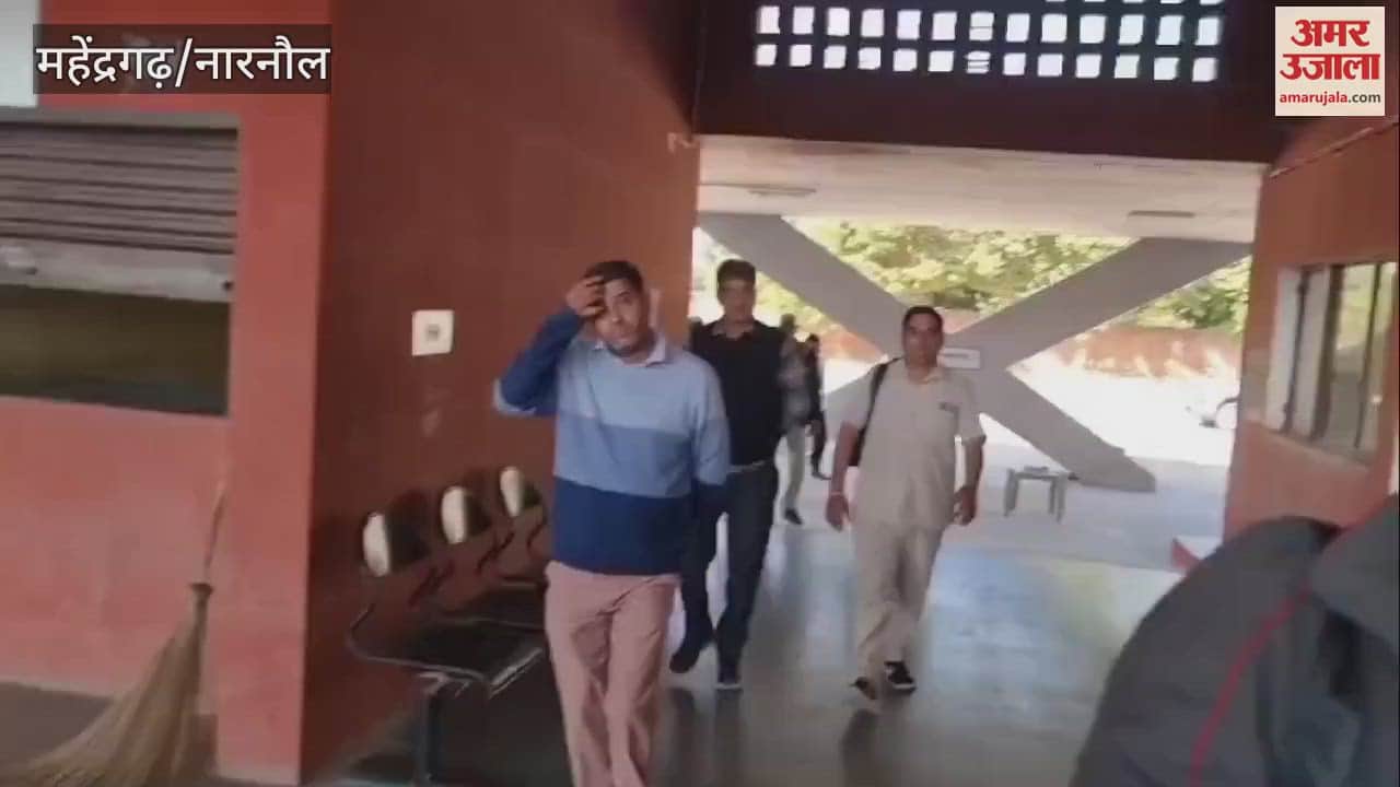 VIDEO : bus conductor returned bag full of two lakh rupees In Mahindergarh