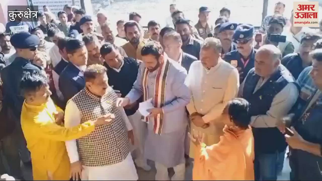 VIDEO : BJP wins in Delhi, in Kurukshetra Chief Minister Naib Saini bowed his head at Jyotisar shrine, circumambulated the Banyan tree
