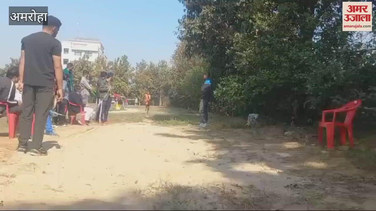 VIDEO : Akash first, Vivek second and Hemant third in javelin throw, organised in Amroha College